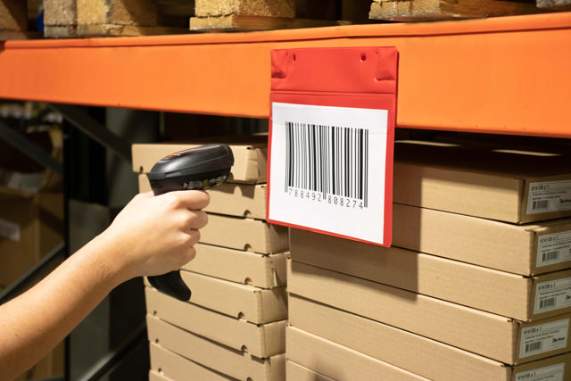 Magnetisk logistik-ID-ficka, med neodymmagneter och klaff, A5, liggande