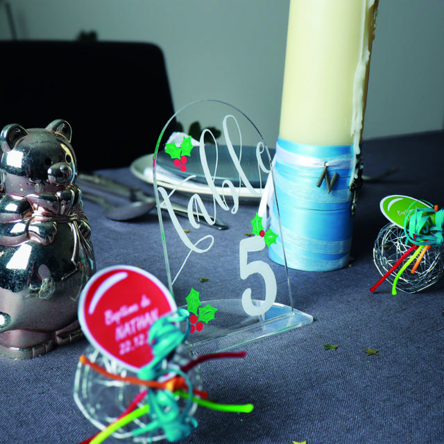 Anpassningsbar akryl bordsnummerskylt, rund